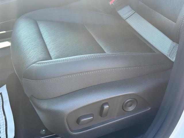 2026 Chevrolet Equinox Vehicle Photo in COLUMBIA, MO 65203-3903