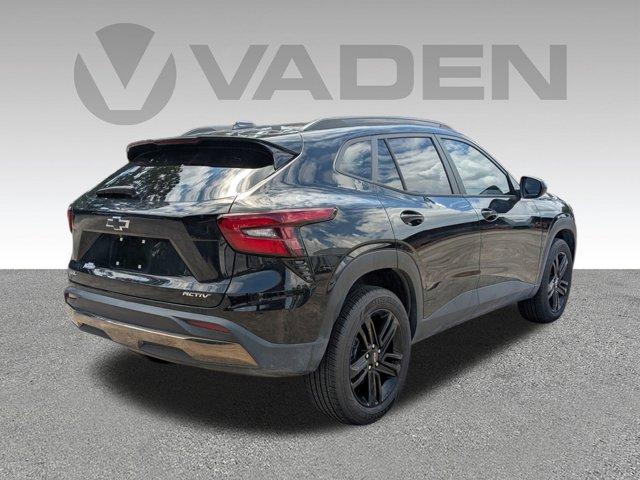 2025 Chevrolet Trax Vehicle Photo in BRUNSWICK, GA 31525-1881