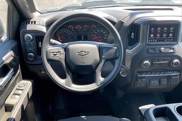 2025 Chevrolet Silverado 1500 Vehicle Photo in KANSAS CITY, MO 64114-4502