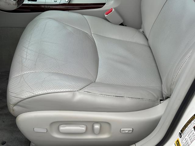 2010 Toyota Avalon Vehicle Photo in MADISON, WI 53713-3220
