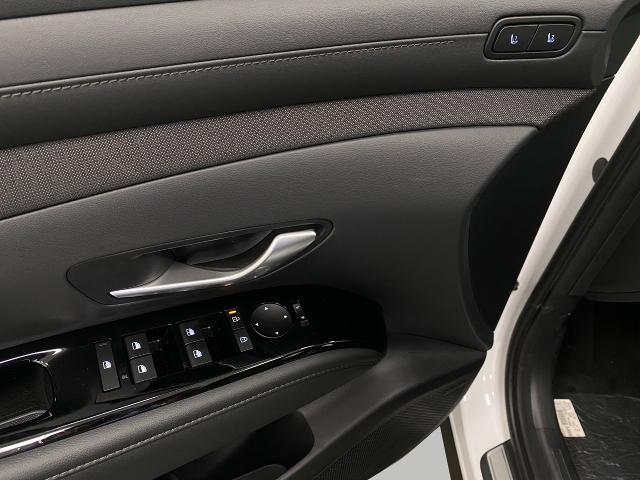 2025 Hyundai TUCSON Hybrid Vehicle Photo in Appleton, WI 54913
