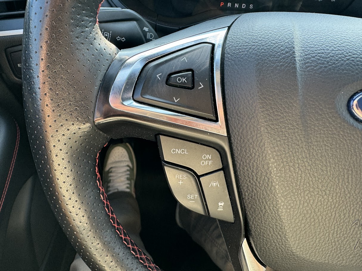 2022 Ford Edge Vehicle Photo in BOONVILLE, IN 47601-9633