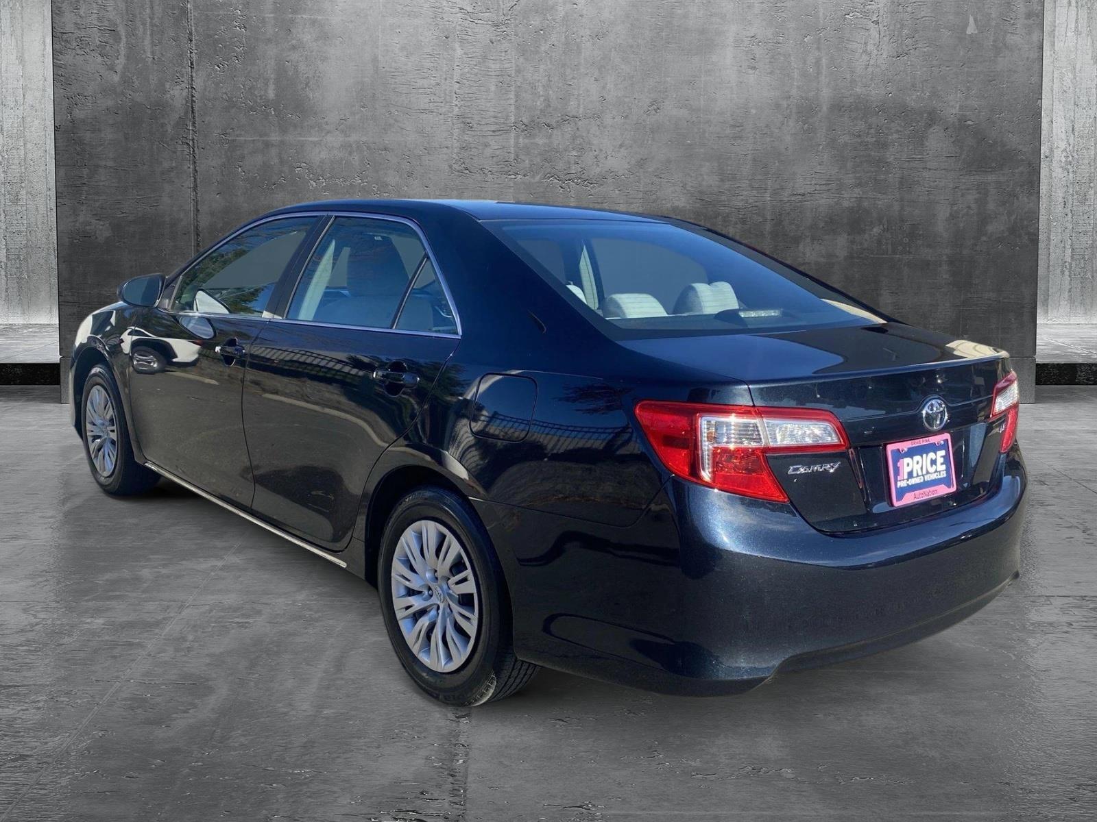 2012 Toyota Camry Vehicle Photo in TIMONIUM, MD 21093-2300