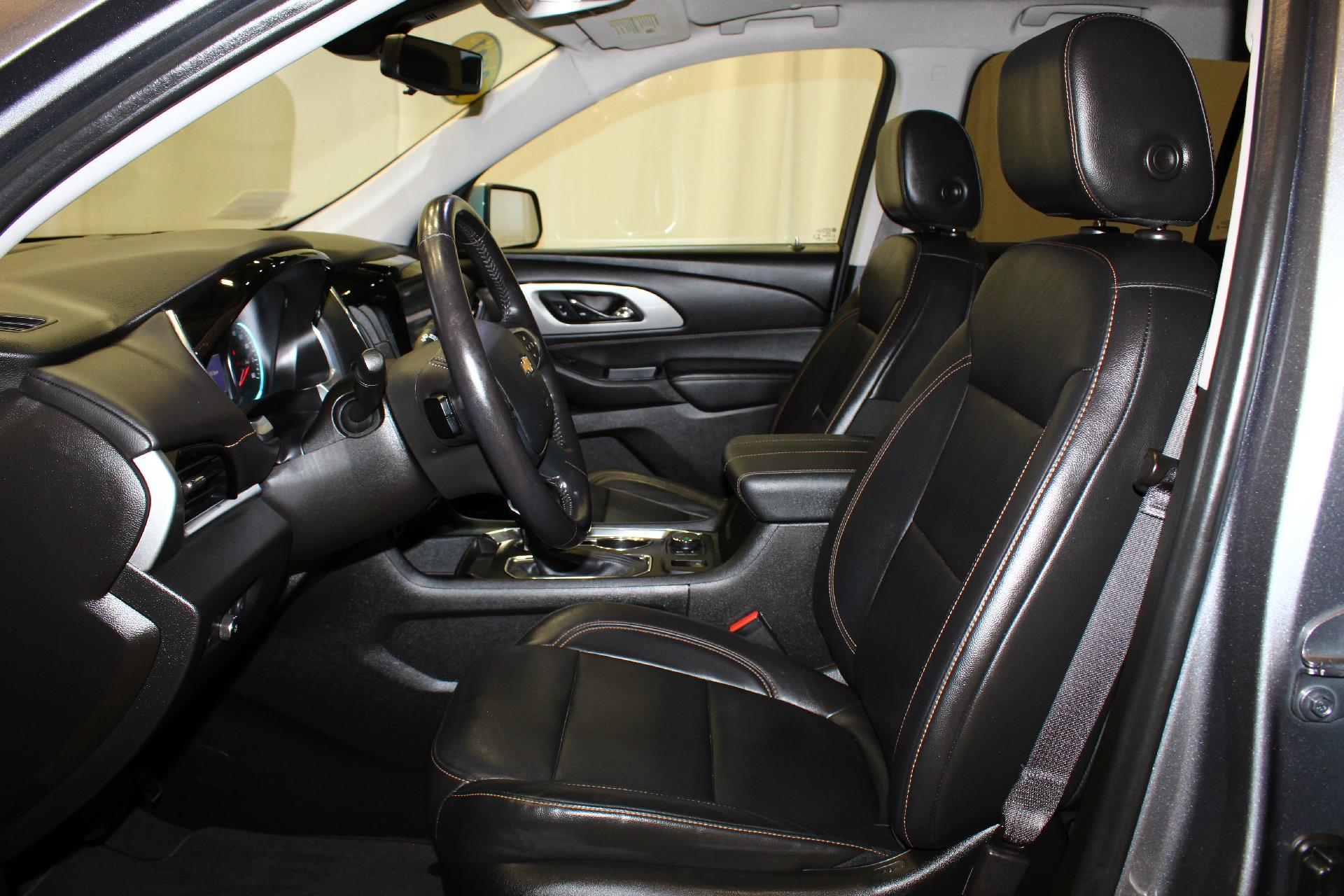 2021 Chevrolet Traverse Vehicle Photo in NORTHAMPTON, MA 01060-1120