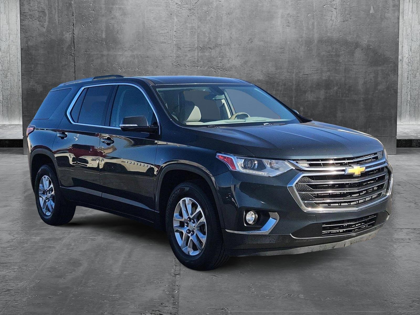 2018 Chevrolet Traverse Vehicle Photo in GILBERT, AZ 85297-0446