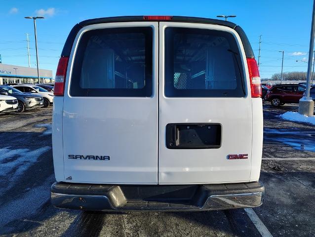 2017 GMC Savana Cargo Van Vehicle Photo in GREEN BAY, WI 54304-5303