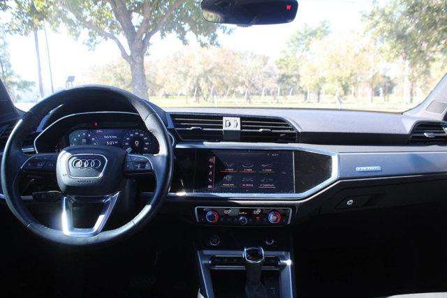 2021 Audi Q3 Vehicle Photo in HOUSTON, TX 77090