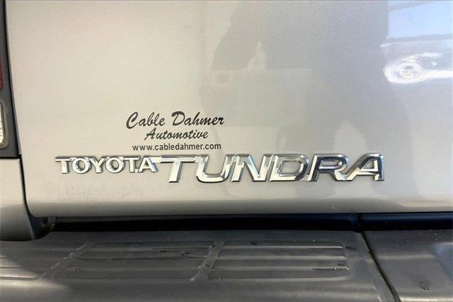 2004 Toyota Tundra Vehicle Photo in TOPEKA, KS 66609-0000