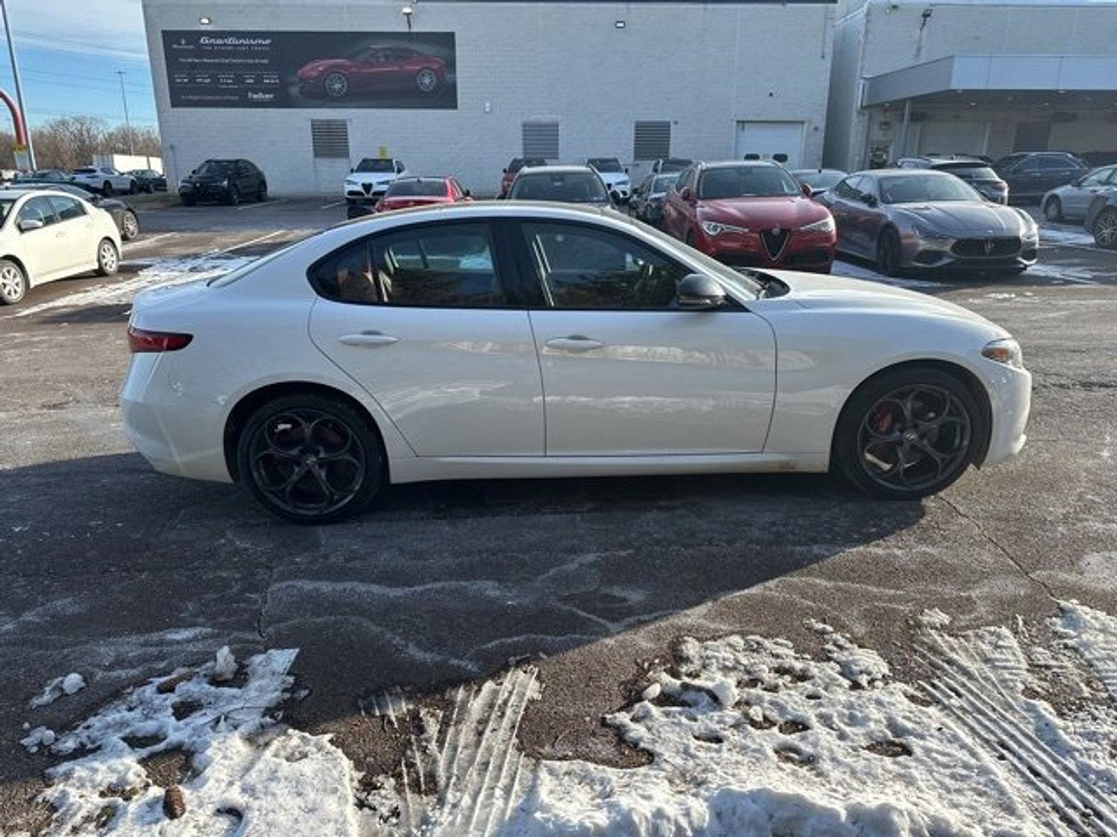 2021 Alfa Romeo Giulia Vehicle Photo in Willow Grove, PA 19090