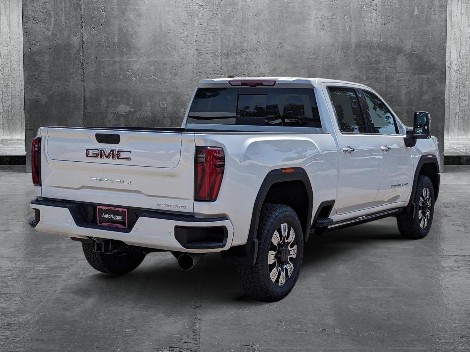 2024 GMC Sierra 2500 HD Vehicle Photo in GOLDEN, CO 80401-3850