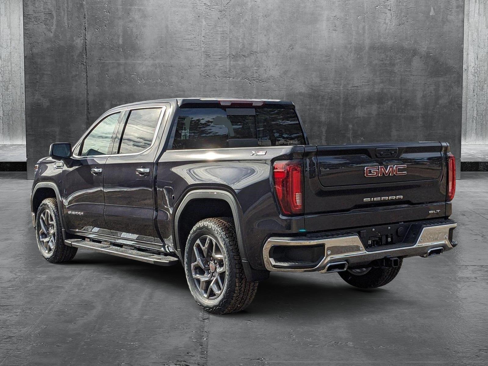 2025 GMC Sierra 1500 Vehicle Photo in GOLDEN, CO 80401-3850