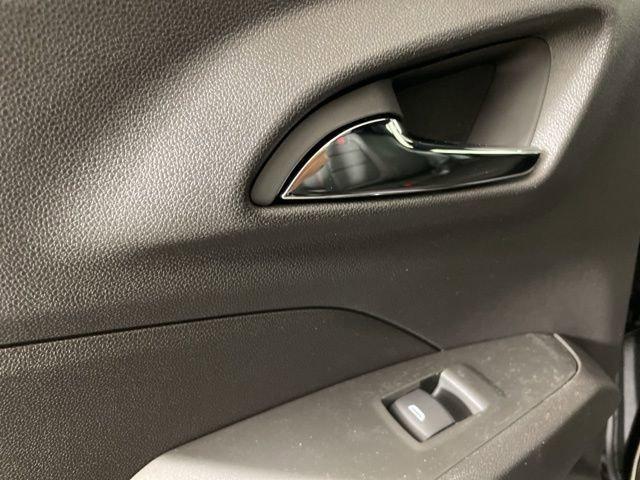 2025 Chevrolet Trax Vehicle Photo in PHOENIX, AZ 85014-3381
