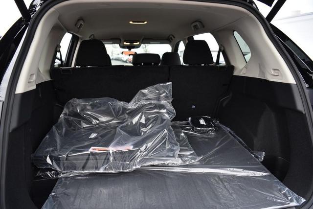 2025 Nissan Rogue Vehicle Photo in Ballwin, MO 63011