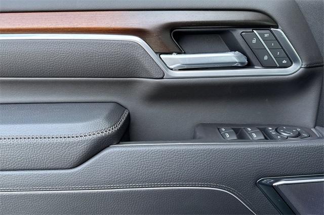 2025 GMC Sierra 2500 HD Vehicle Photo in ELK GROVE, CA 95757-8703