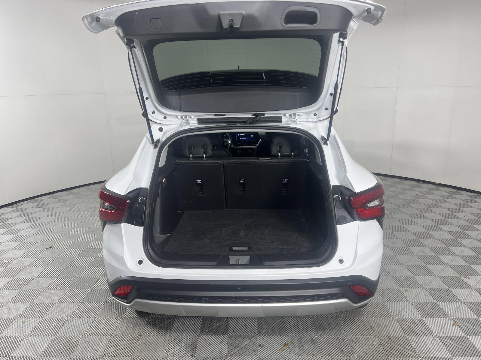 2025 Chevrolet Trax Vehicle Photo in GEORGETOWN, TX 78626-7508