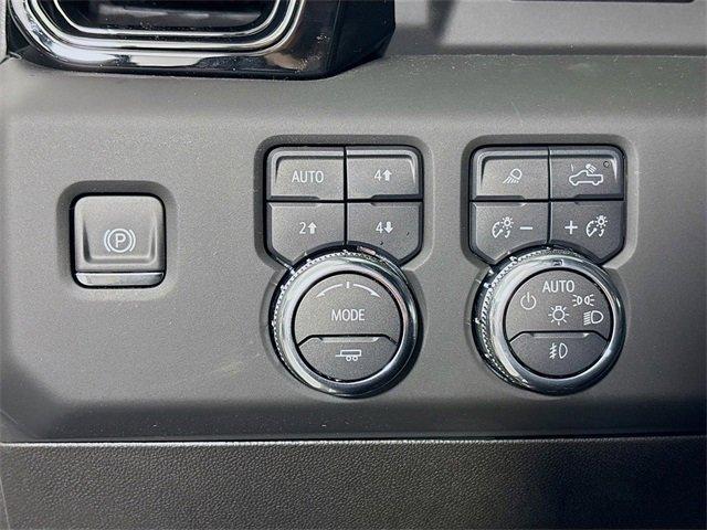 2025 GMC Sierra 2500 HD Vehicle Photo in PUYALLUP, WA 98371-4149