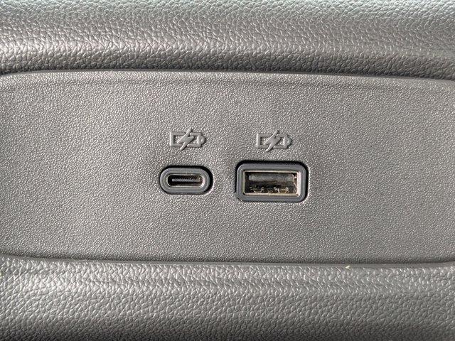 2025 Chevrolet Trax Vehicle Photo in BRUNSWICK, GA 31525-1881