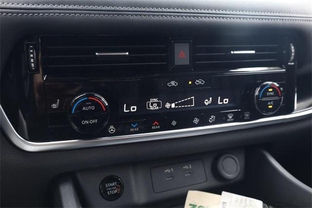2025 Nissan Rogue Vehicle Photo in Hazelwood, MO 63042