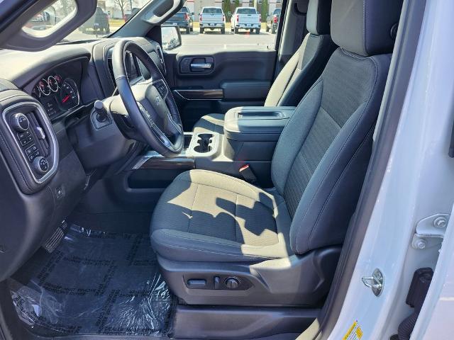 2022 Chevrolet Silverado 1500 LTD Vehicle Photo in GREEN BAY, WI 54304-5303
