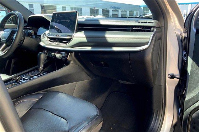 2023 Jeep Compass Vehicle Photo in TOPEKA, KS 66609-0000