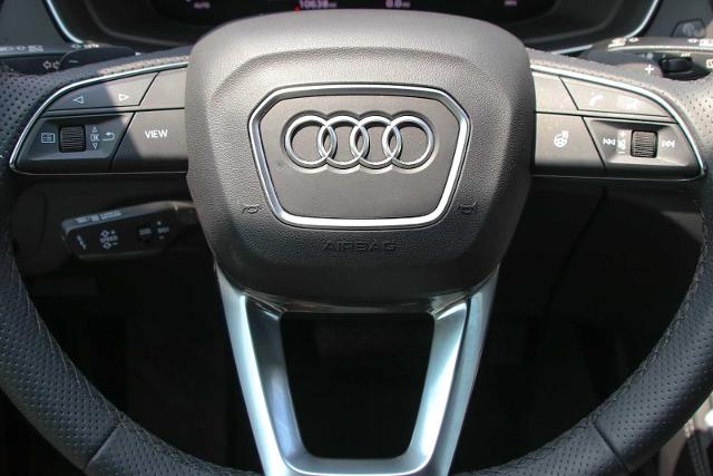 2024 Audi Q5 Vehicle Photo in SUGAR LAND, TX 77478