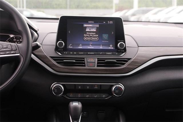2025 Nissan Frontier Vehicle Photo in Hazelwood, MO 63042