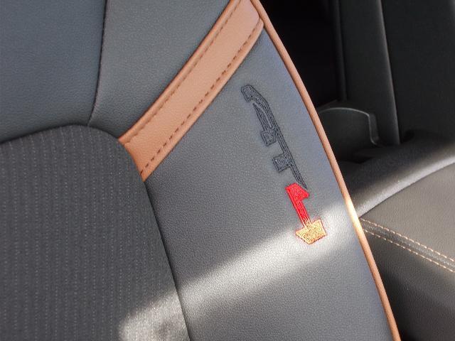 2025 GMC Canyon Vehicle Photo in LOWELL, MA 01852-4336