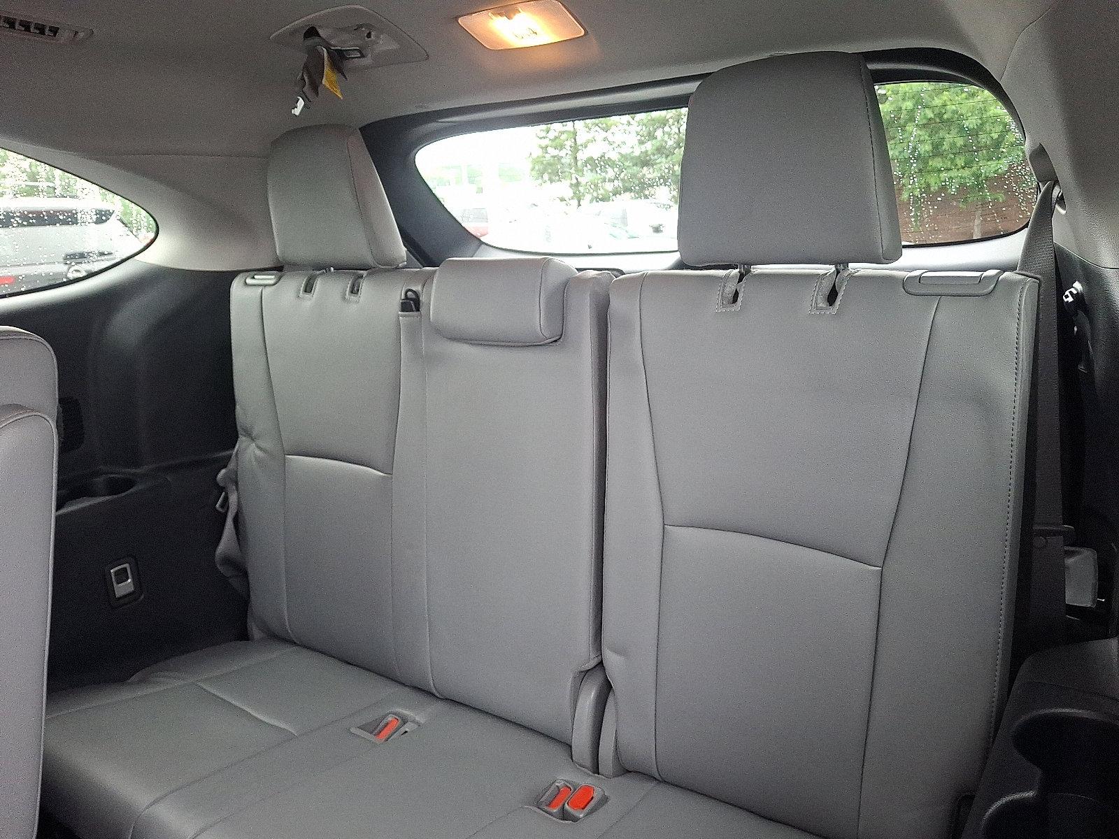 2023 Toyota Highlander Vehicle Photo in Harrisburg, PA 17111-1033