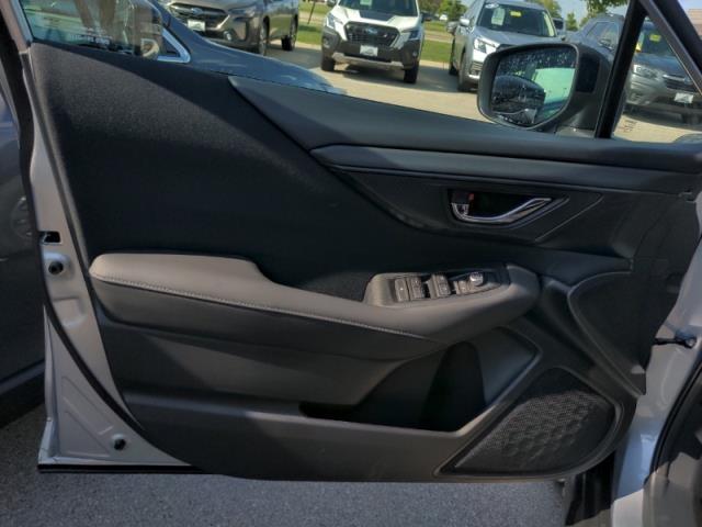 2025 Subaru Outback Vehicle Photo in Green Bay, WI 54304