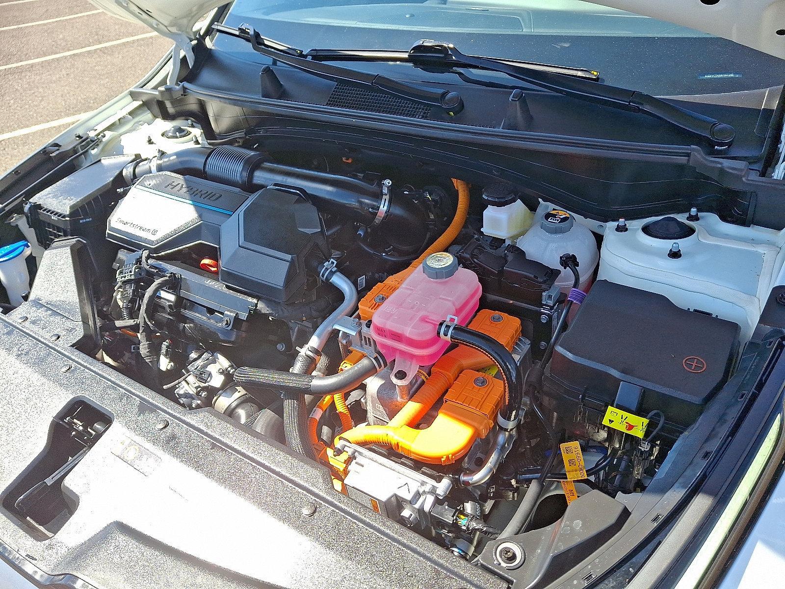 2024 Kia Sportage Hybrid Vehicle Photo in Trevose, PA 19053