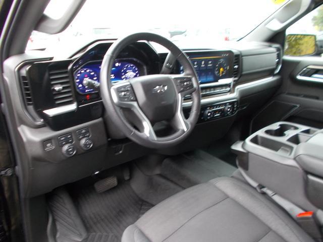 2022 Chevrolet Silverado 1500 Vehicle Photo in LOWELL, MA 01852-4336