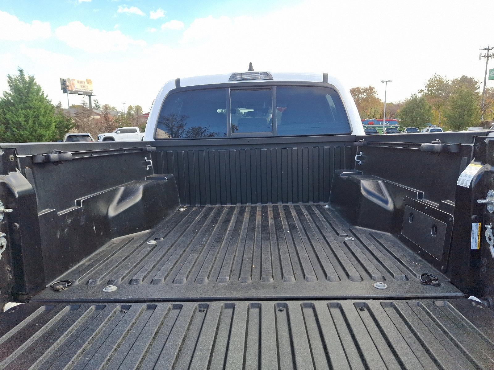 2022 Toyota Tacoma 4WD Vehicle Photo in Trevose, PA 19053
