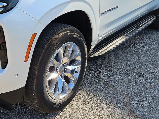 2025 Chevrolet Suburban Vehicle Photo in SAN ANGELO, TX 76903-5798