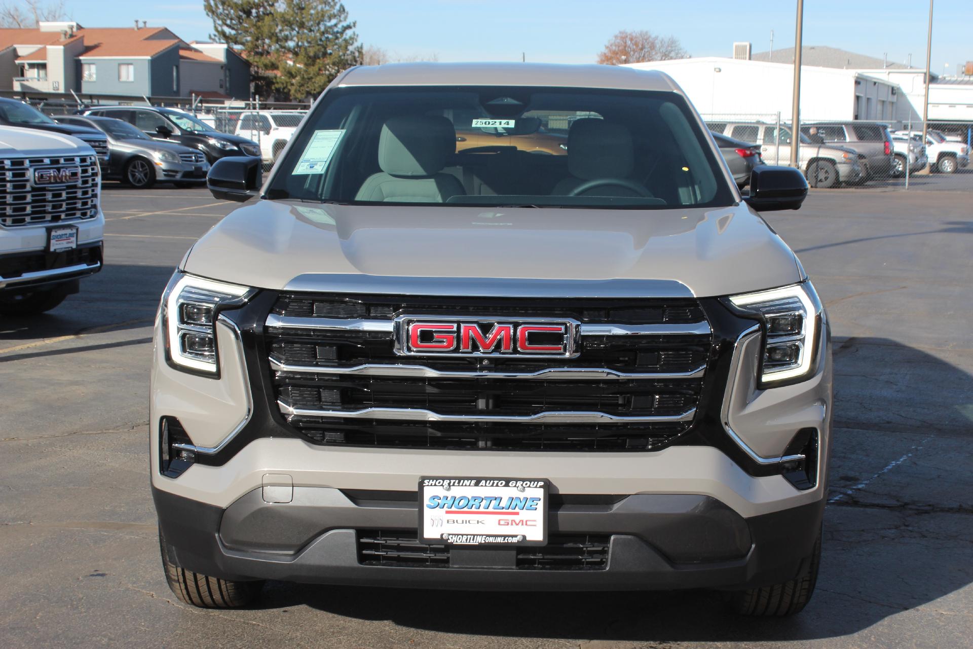 2025 GMC Terrain Vehicle Photo in AURORA, CO 80012-4011