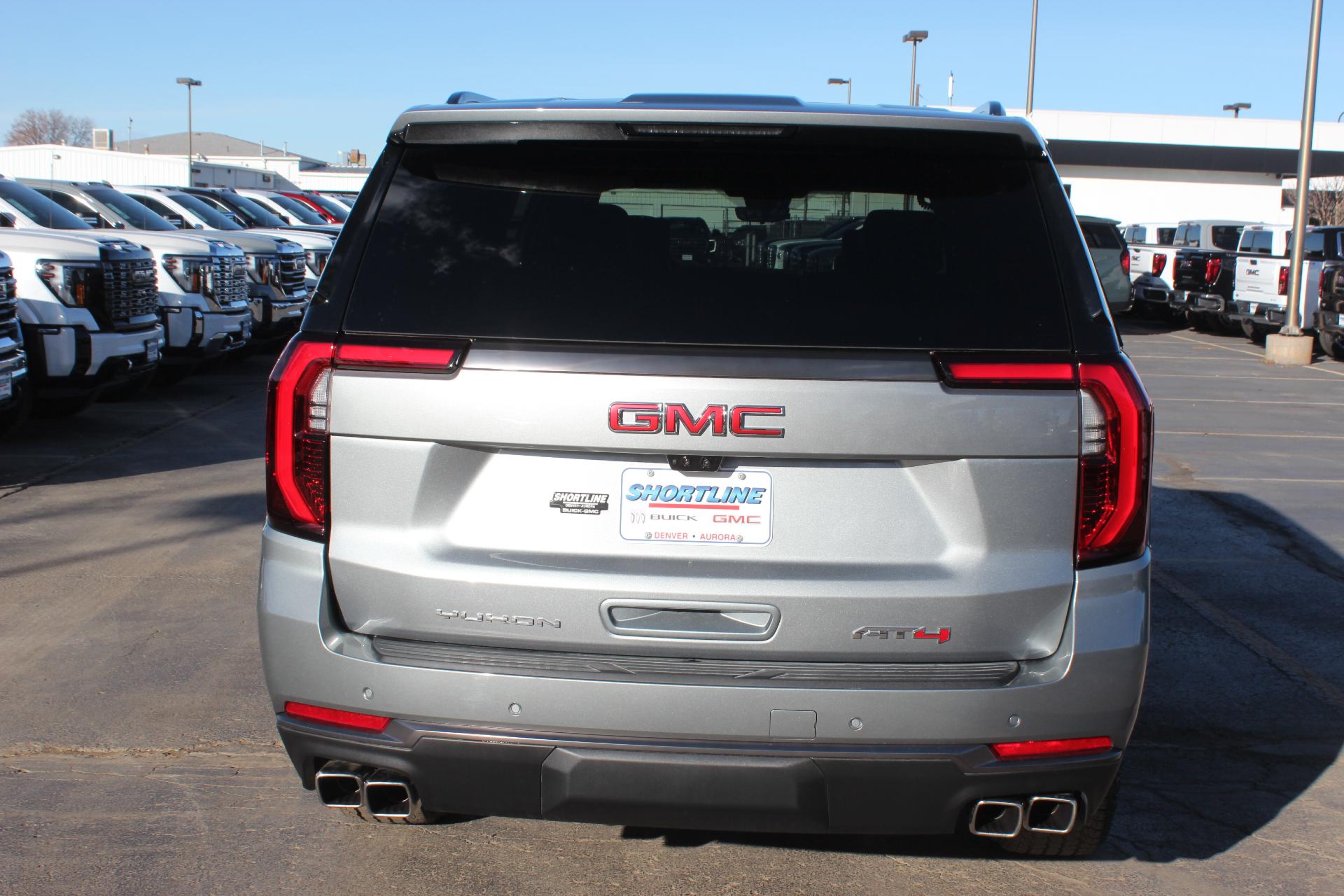 2025 GMC Yukon XL Vehicle Photo in AURORA, CO 80012-4011