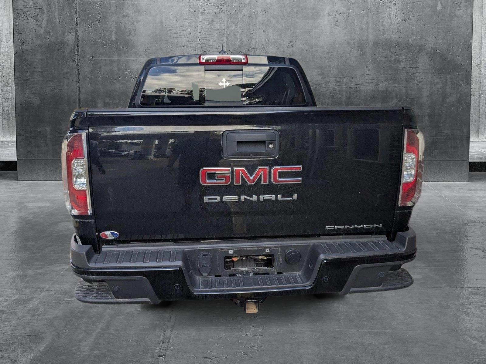 2022 GMC Canyon Vehicle Photo in MIAMI, FL 33134-2699