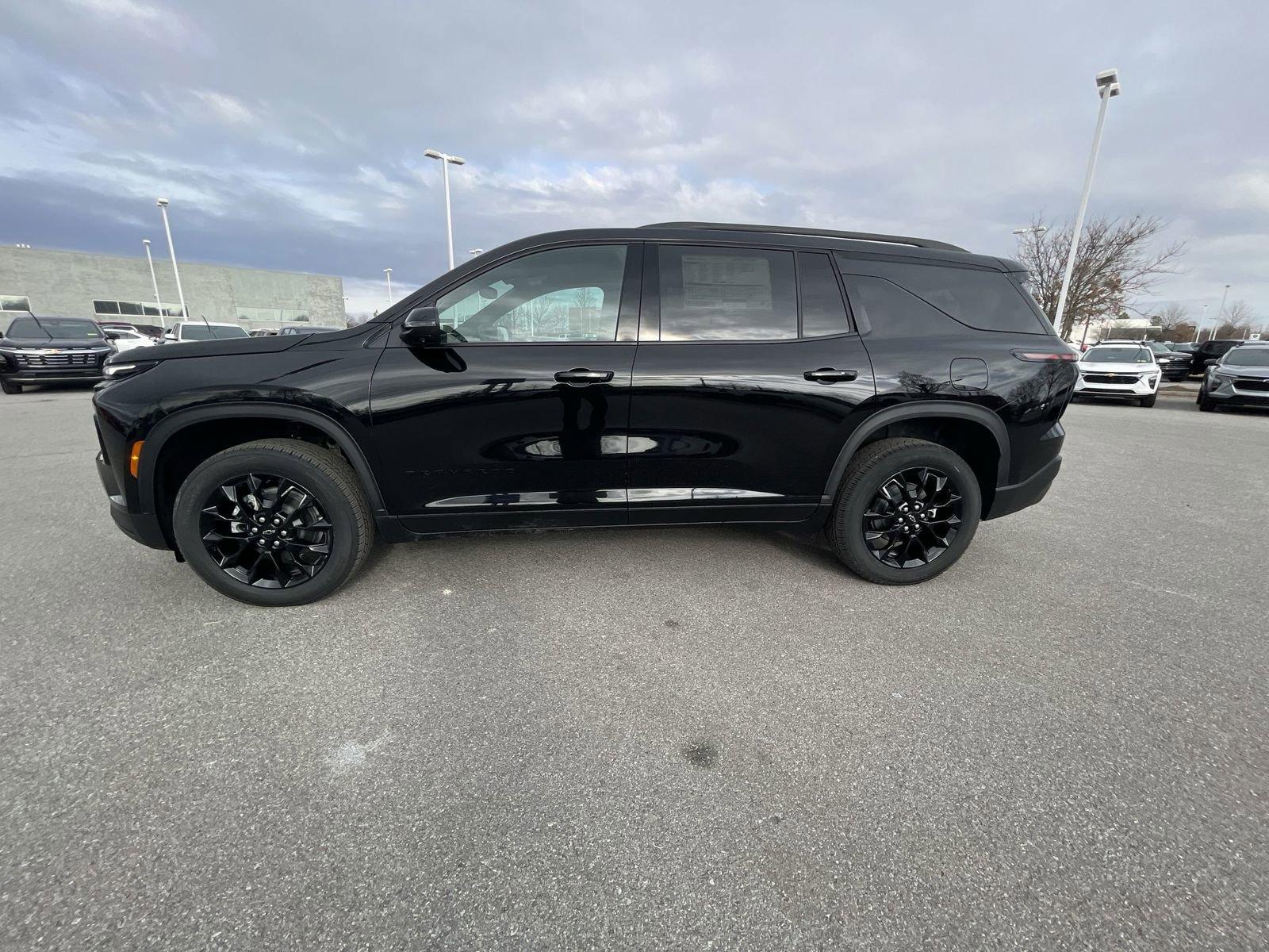 2025 Chevrolet Traverse Vehicle Photo in BENTONVILLE, AR 72712-4322