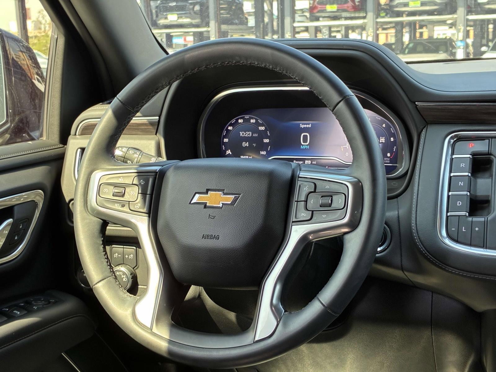 2023 Chevrolet Suburban Vehicle Photo in LOS ANGELES, CA 90007-3794