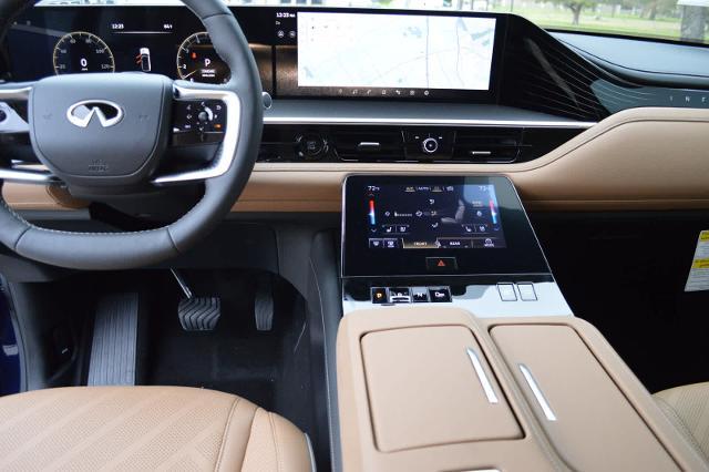 2025 INFINITI QX80 Vehicle Photo in Houston, TX 77090
