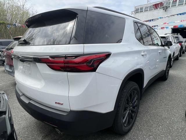 Used 2022 Chevrolet Traverse RS with VIN 1GNEVJKW5NJ179787 for sale in Roslyn, NY