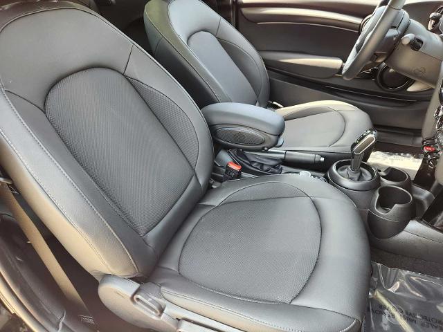 2024 MINI Cooper Hardtop 2 Door Vehicle Photo in PLANO, TX 75024