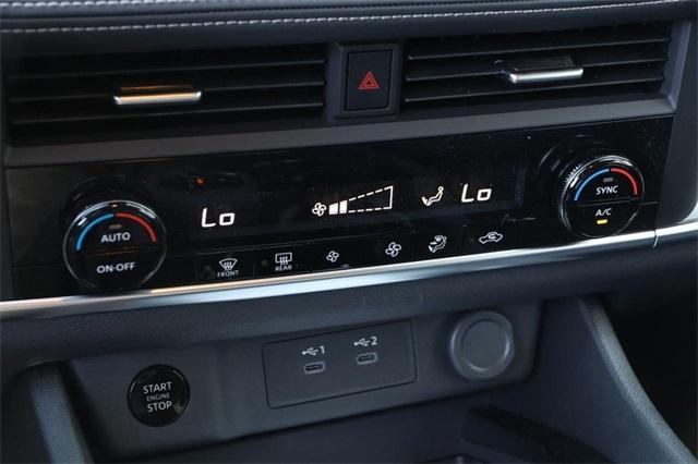 2025 Nissan Rogue Vehicle Photo in Hazelwood, MO 63042