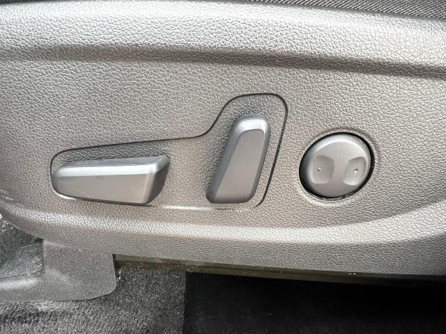 2022 Hyundai SANTA FE Vehicle Photo in Green Bay, WI 54304