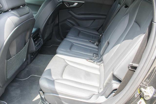 2025 Audi Q7 Vehicle Photo in HOUSTON, TX 77090