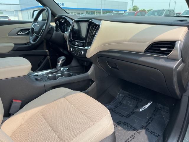 2022 Chevrolet Traverse Vehicle Photo in GREEN BAY, WI 54304-5303