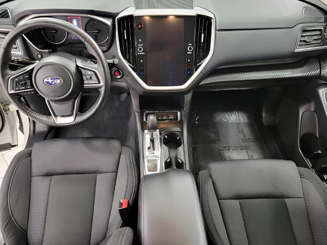 2024 Subaru Ascent Vehicle Photo in Green Bay, WI 54304