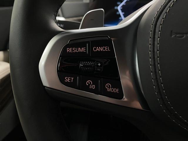 2025 BMW X7 xDrive40i Vehicle Photo in Appleton, WI 54913