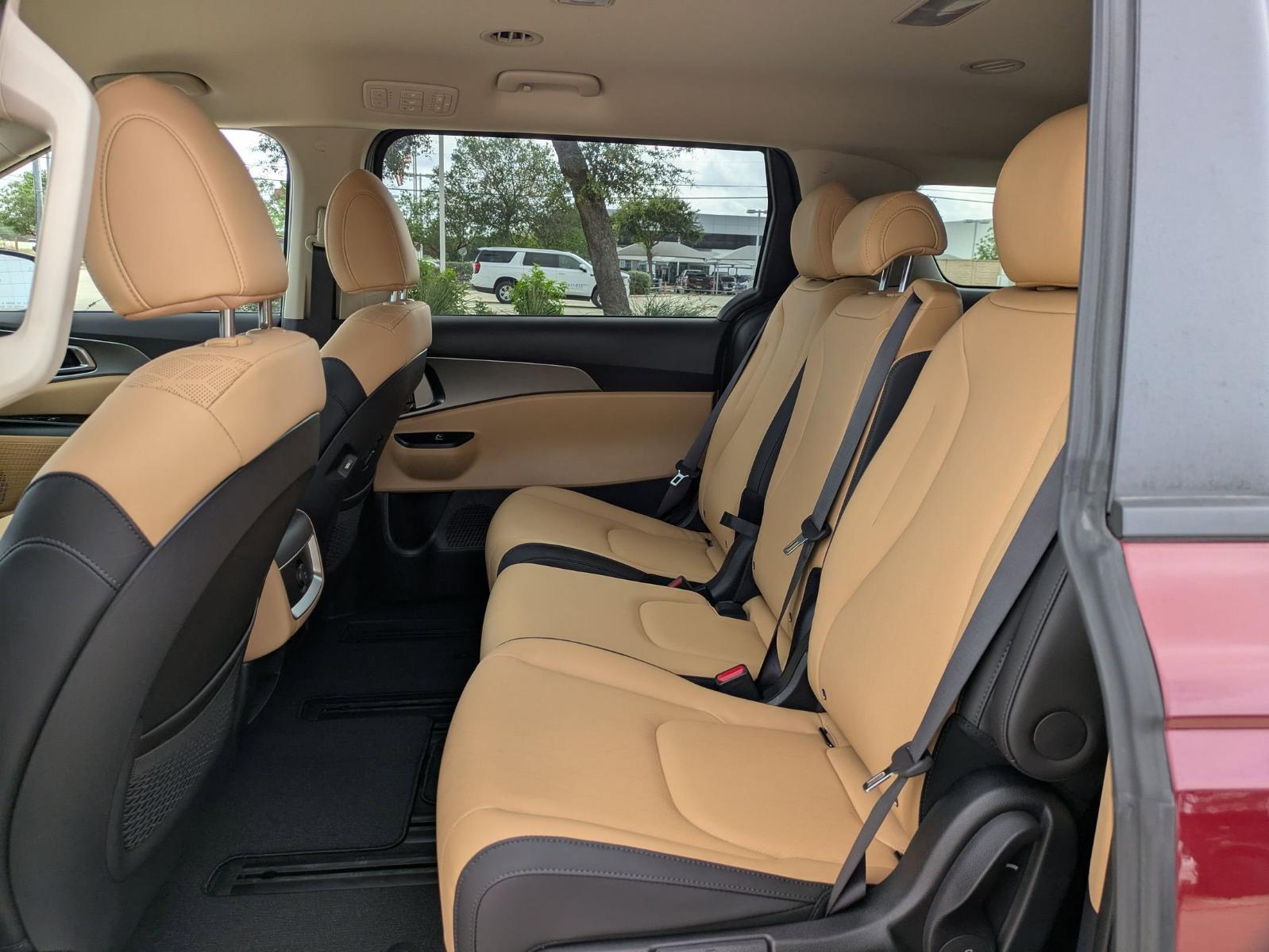2024 Kia Carnival Vehicle Photo in SELMA, TX 78154-1460