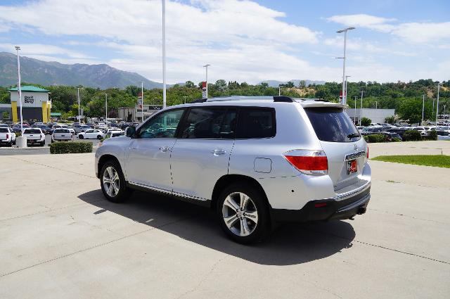 2013 Toyota Highlander Vehicle Photo in Riverdale, UT 84405