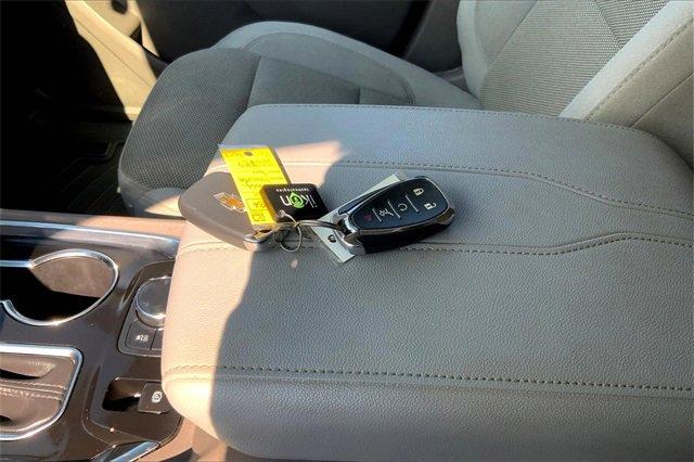 2020 Chevrolet Traverse Vehicle Photo in KANSAS CITY, MO 64114-4502